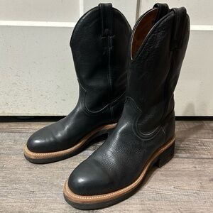Boulet black round toe cowboy boots 6.5 C